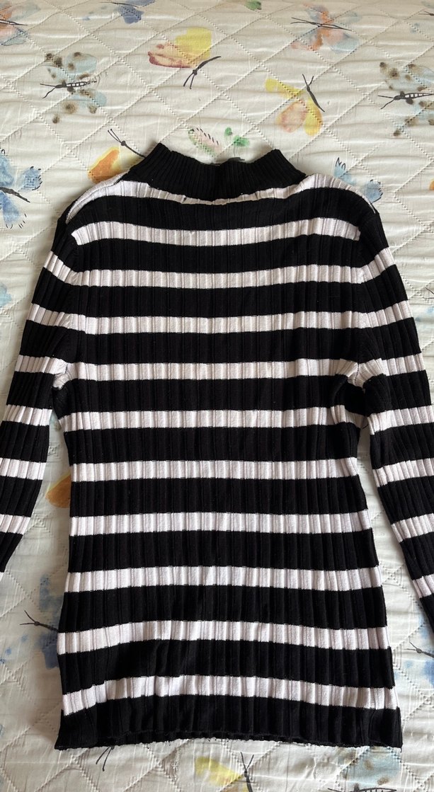 Bershka Kadın Siyah Beyaz Çizgili Kazak - Görsel 3