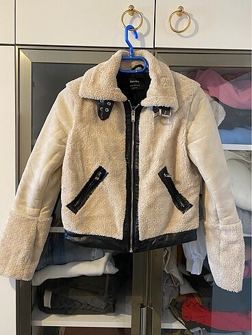 Mont bershka