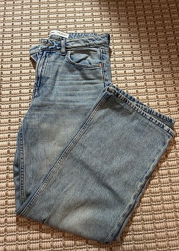 Bershka Jean