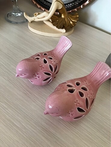 Diğer Pembe kuşlar