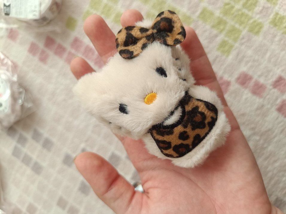 hello kitty leopar anahtarlık - Görsel 3
