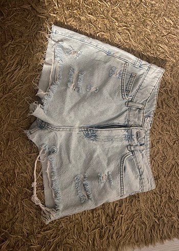 Düğmeli Gri Yıkamalı Kadın Kot Şort - Görsel 3