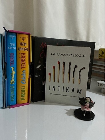 İntikam (3 kitap alana 1 kitap hediye )