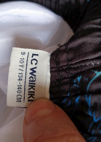 9 Yaş Beden LC waikiki 9 10 yaş deniz şortu