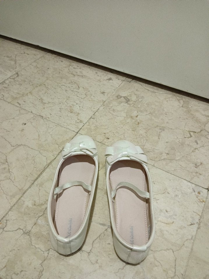 Fiyonk Detaylı Babet LC waikiki 34 numara - Görsel 3