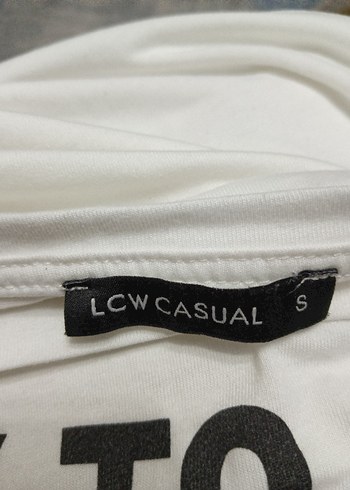 s Beden beyaz Renk LC Casual S beden tşört