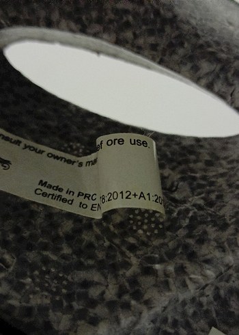 Siyah Minimalist motorsiklet kaskı - Görsel 3