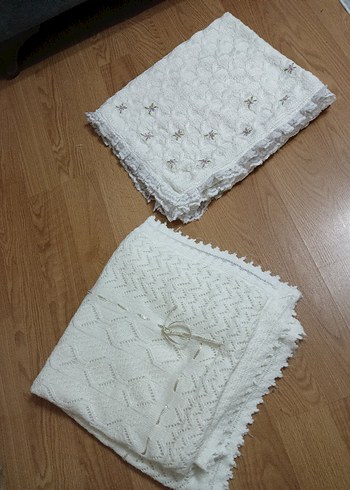 Nakışlı Beyaz Bebek Battaniyesi triko - Görsel 2