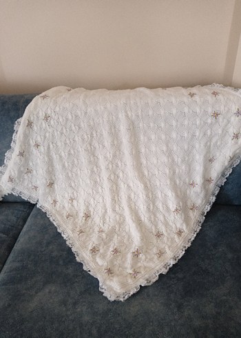 Nakışlı Beyaz Bebek Battaniyesi triko - Görsel 6