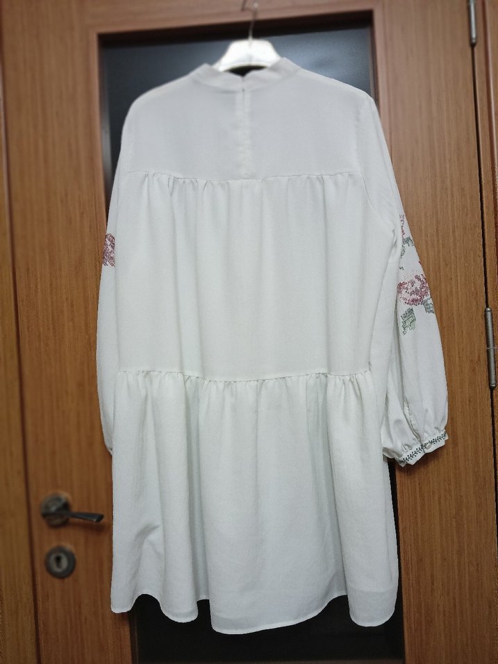 Nakışlı Beyaz Uzun Kollu Bohem Tunik LC waikiki 44 beden - Görsel 2