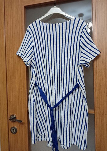 LC waikiki XXL Mavi Çizgili V Yaka elbise - Görsel 3