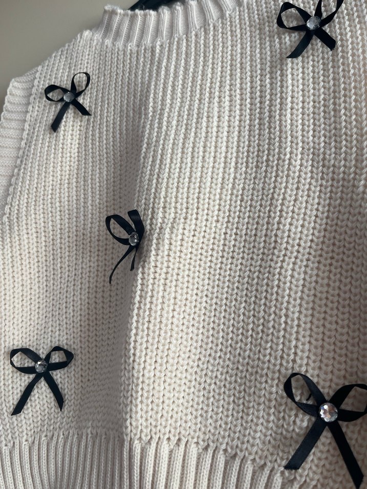 Kadın Beyaz Nakışlı Triko Süveter - Görsel 3