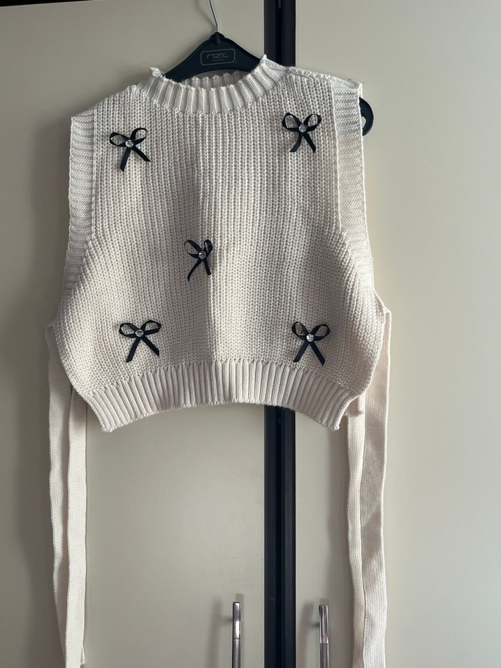 Kadın Beyaz Nakışlı Triko Süveter - Görsel 2