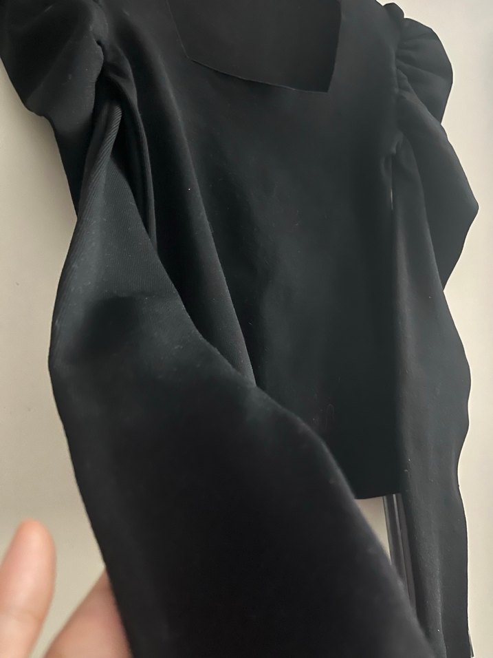 Siyah Kadın Fırfırlı Uzun Kollu Bluz - Görsel 4