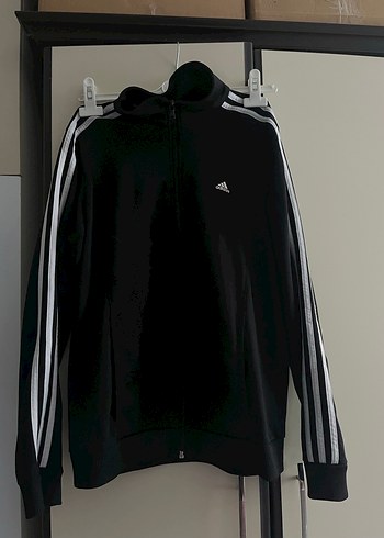 Adidas m