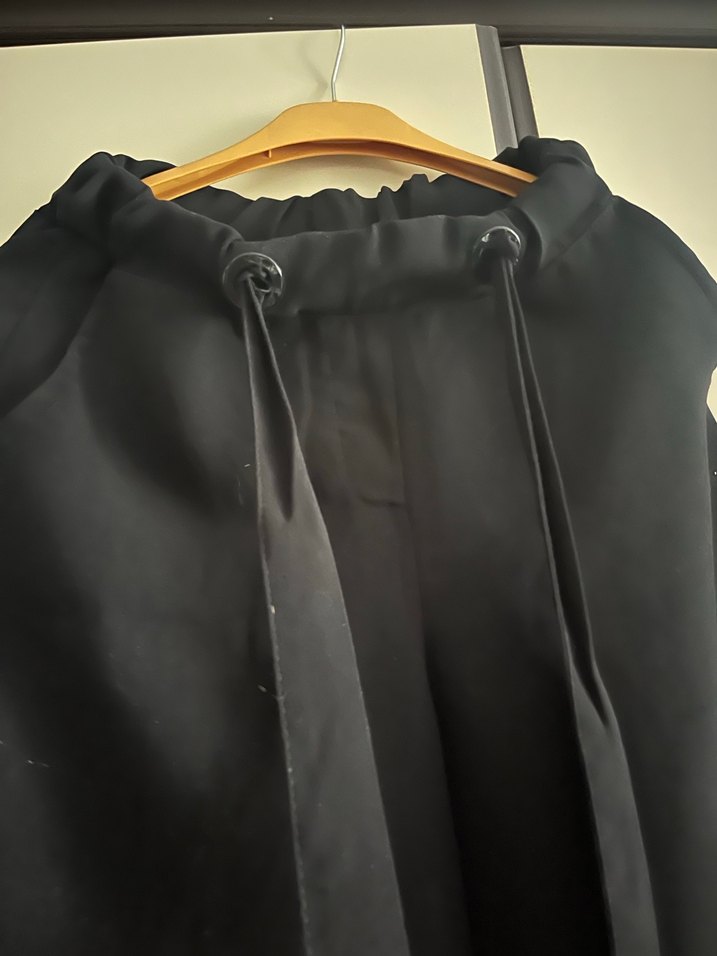 Kadın Siyah Midi Bol Kesim Kemerli Pantolon - Görsel 4