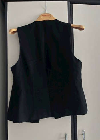 Siyah Düğmeli Kadın Yelek - Görsel 4