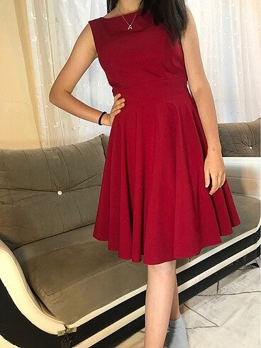 Kırmızı mini elbise