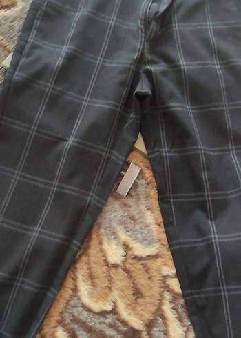 Bershka Düz Desenli Kadın Regular Fit Pantolon