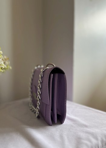 Zincir Detaylı Mor Deri Kadın Çanta - Görsel 2