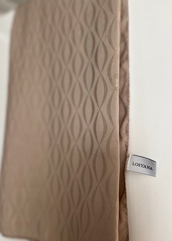 Bej Pliseli Kadın Şal - Görsel 2