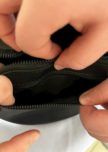 Siyah Deri Bel Çantası - Görsel 3