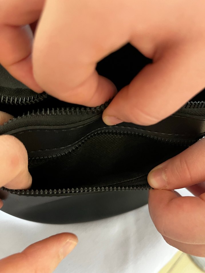 Siyah Deri Bel Çantası - Görsel 3