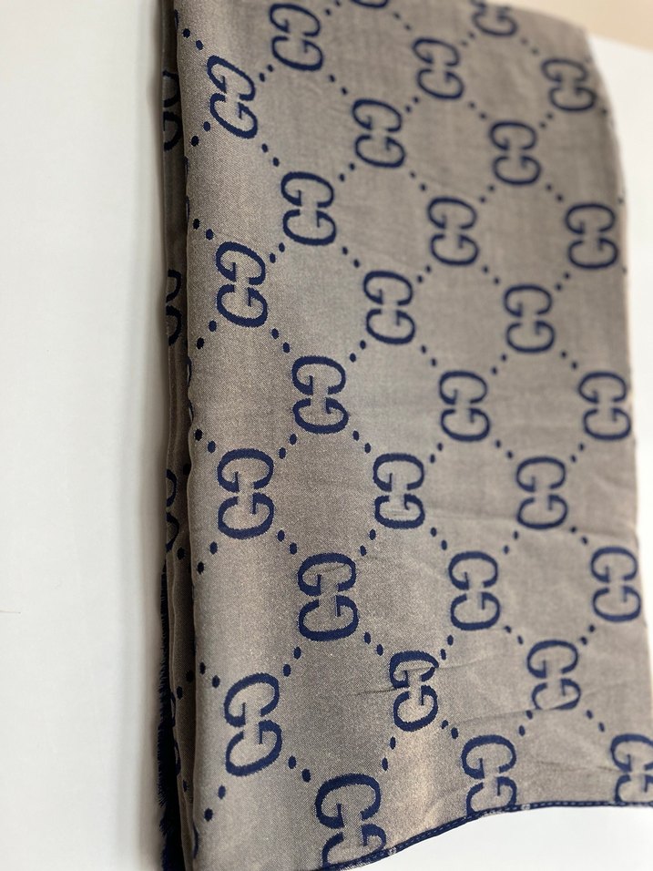 Mavi Zincir Detaylı Kadın Şal - Görsel 2