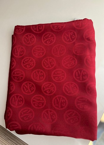 Kadın Kırmızı Saten Şal - Görsel 3