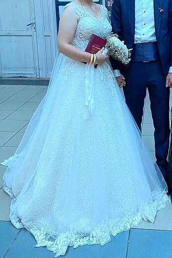 İşli Tertemiz Gelinlik
