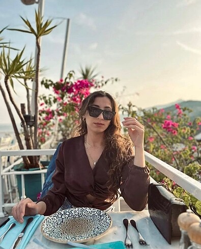 Çok şık ve aşırı rahat bütün her şeyle gidebilir