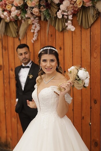 Aksesuar gelin tacı