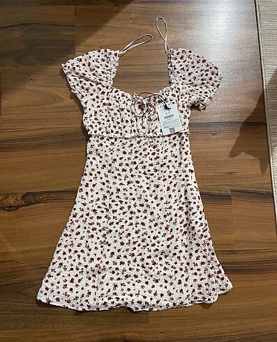 s Beden çeşitli Renk Bershka elbise