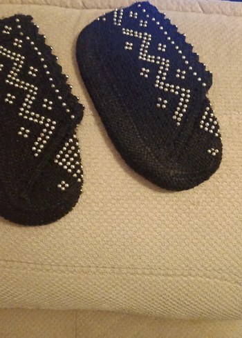 Boncuk İşlemeli kadın Örgü Patik - Görsel 2