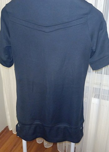 Kadın Siyah V Yaka Kemerli Tişört - Görsel 7