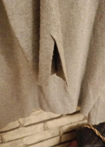 Gri V Yaka Kadın yün triko Kazak - Görsel 2