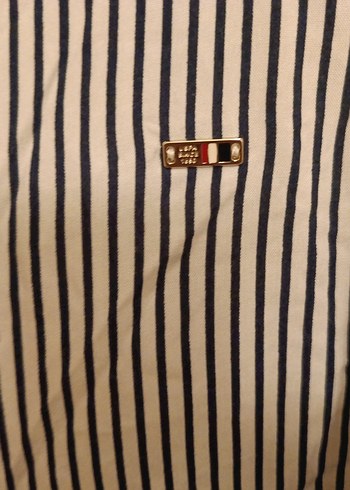 Çizgili, Düğmeli, V Yaka Kadın Bluz - Görsel 7