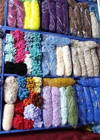 Alize puffy bir pakette 5 tane var 350 TL ilmekli iplikler - Görsel 4