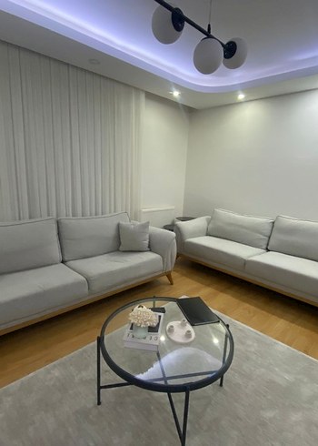 koltuk takımı iki tane üçlü 4 yıllık - Görsel 2