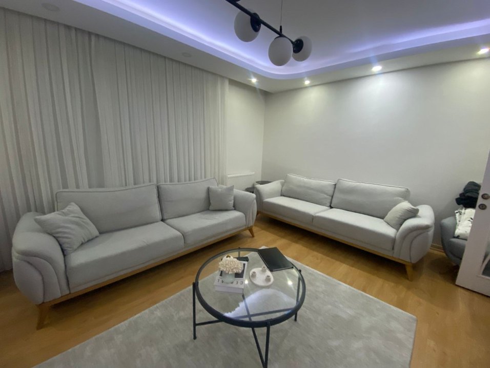 koltuk takımı iki tane üçlü 4 yıllık - Görsel 3