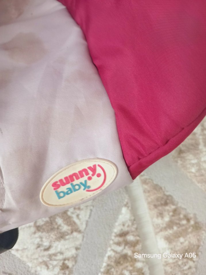 Kırmızı Bebek Araba Koltuğu Gri Detaylı - Görsel 2