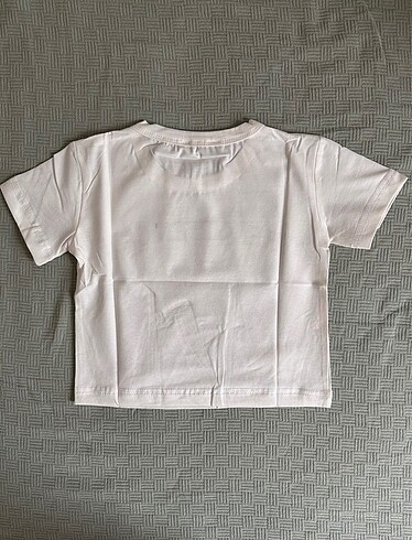Urban Outfitters The Kitten Club Baby Tee / Crop / Tshirt