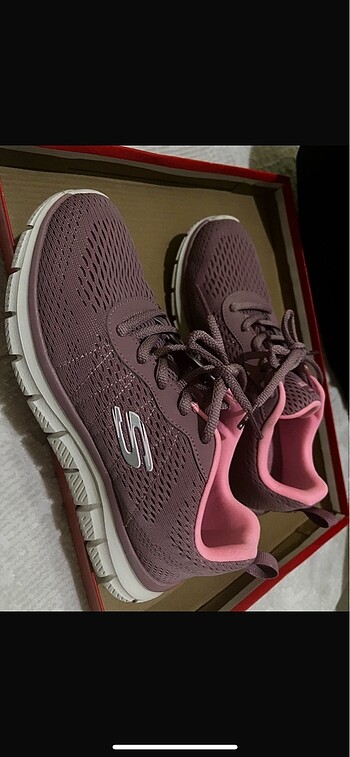 37 Beden pembe Renk Skechers spor ayakkabı