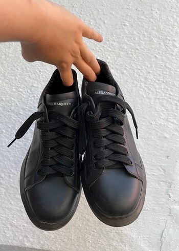 Alexander McQueen Siyah Kadın Spor Ayakkabı