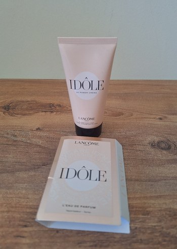 Lancome Lancome Idôle La Power Crème Parfüm, Idole edp 1.2 ml sample.