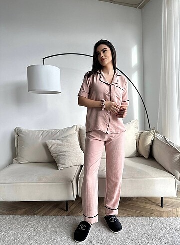 Pamuklu Kısa Kollu Pijama Takımı