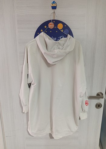 Diğer Düğmeli Kapüşonlu Baskılı Beyaz Sweatshirt