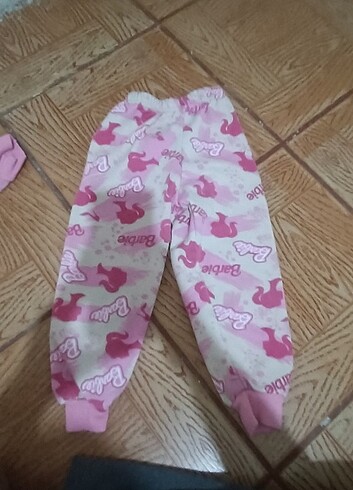 7 Yaş Beden Barbie eşofman takımı