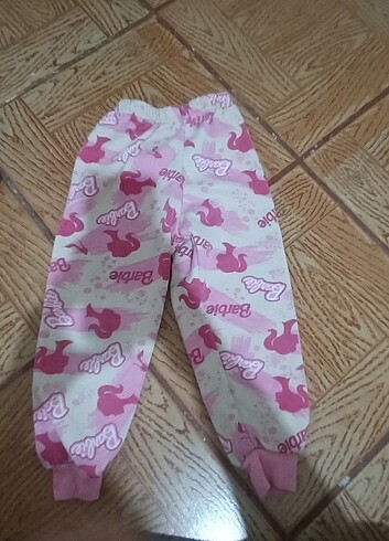 7 Yaş Beden pembe Renk Barbie eşofman takımı