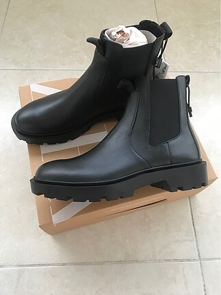 Zara bot